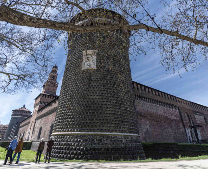 Italia - Milán 108 - castillo Sforzesco de Milán.jpg